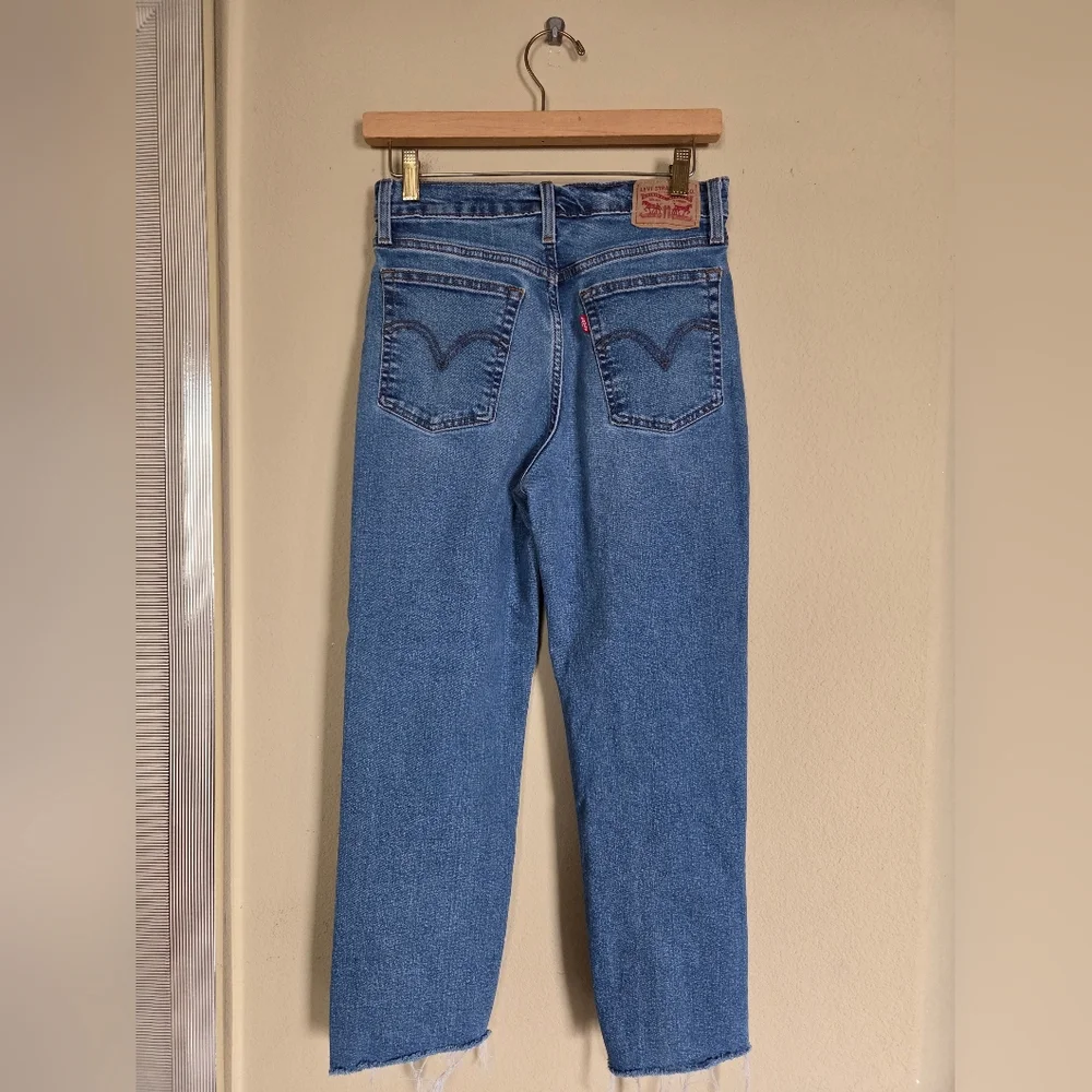 Levi's Wedgie Straight High Rise Blue Jeans Cut Off Mininalist 90s